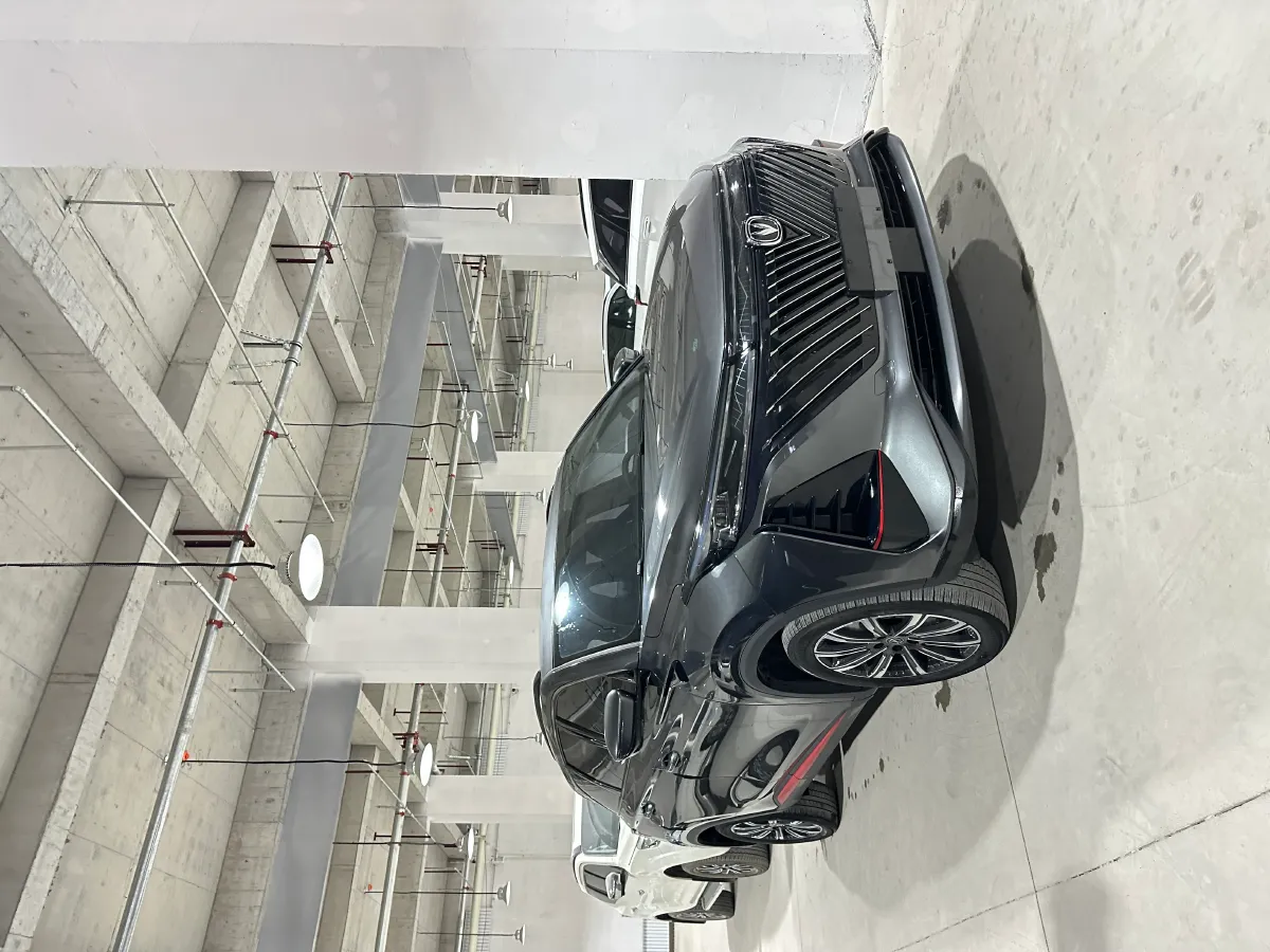 2022 ChangAn CS75 Plus 2.0T 233HP L4 8AT,autocango,china used car exporter,china ev exporter,chinese used car exporter,chinese used ev exporter