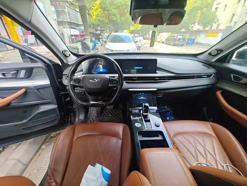 2021 Chery Tiggo 8 Plus 1.6T 197HP L4 7DCT,autocango,china used car exporter,china ev exporter,chinese used car exporter,chinese used ev exporter