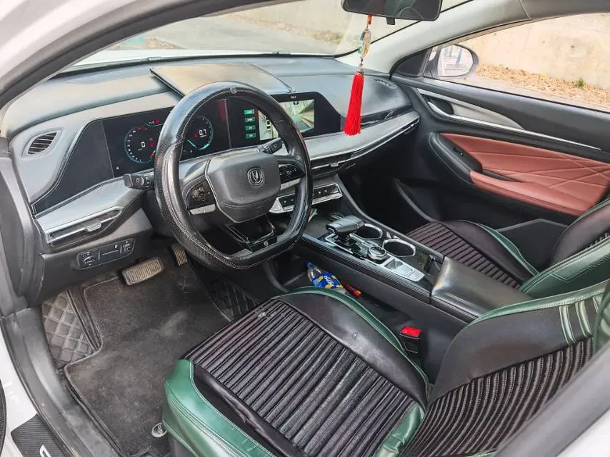 2021 ChangAn Eado 1.4T 160HP L4 7DCT,autocango,china used car exporter,china ev exporter,chinese used car exporter,chinese used ev exporter