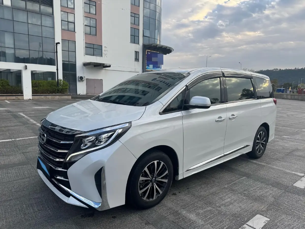 2021 GAC Trumpchi M8 2.0T 252HP L4 8AT