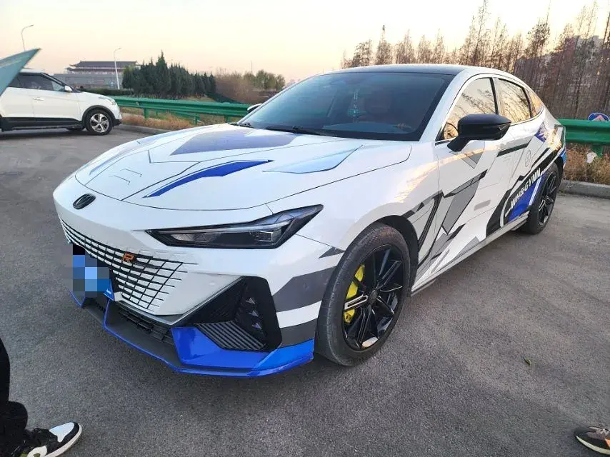 2022 ChangAn UNI-V 1.5T 188HP L4 7DCT