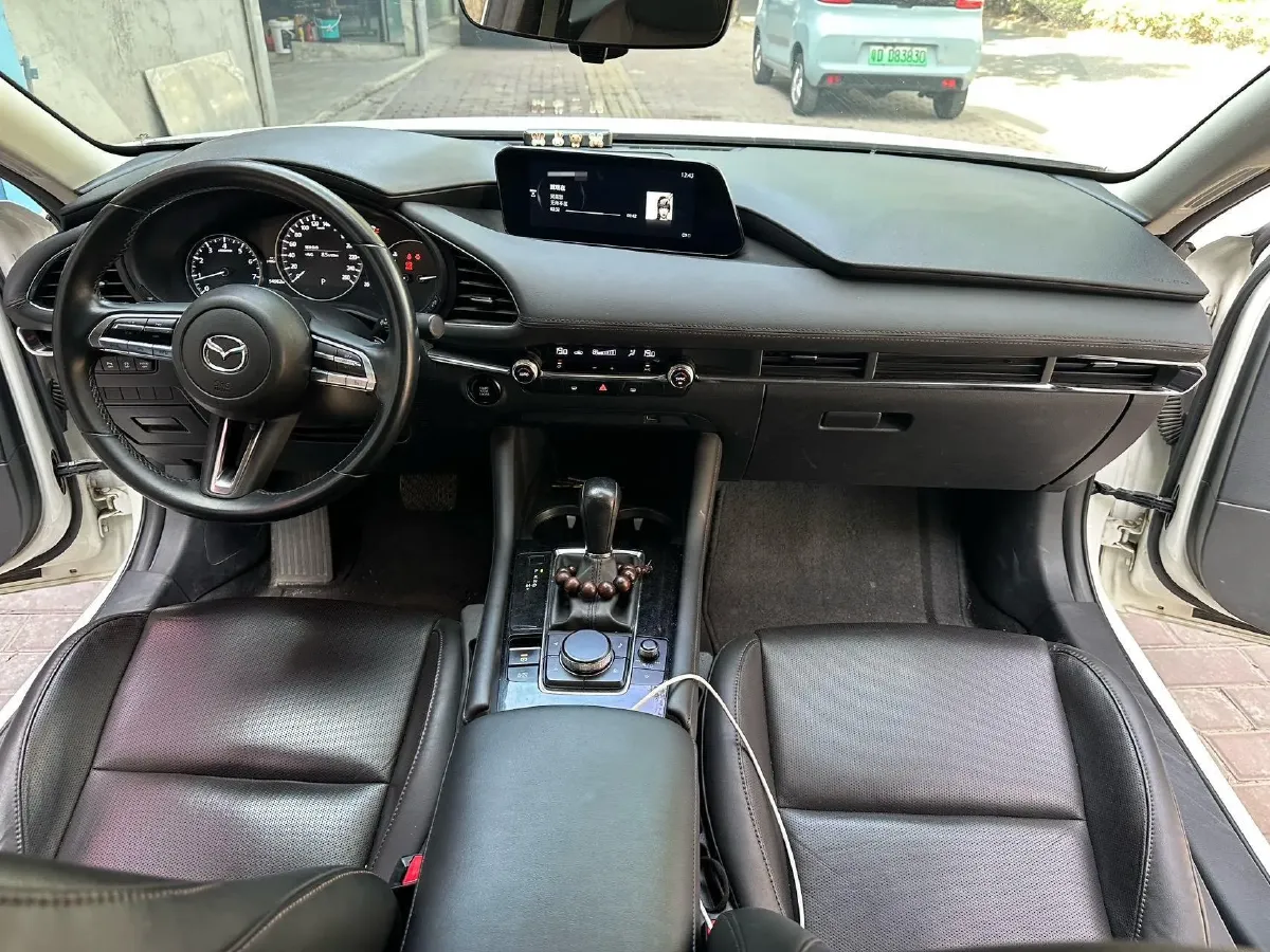 2022 Mazda 3 Axela 2.0L 158HP L4 6AT,autocango,china used car exporter,china ev exporter,chinese used car exporter,chinese used ev exporter