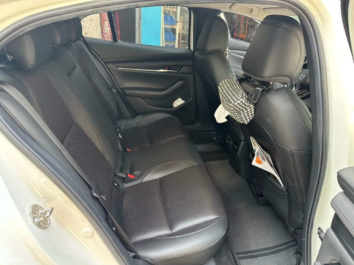 2022 Mazda 3 Axela 2.0L 158HP L4 6AT,autocango,china used car exporter,china ev exporter,chinese used car exporter,chinese used ev exporter