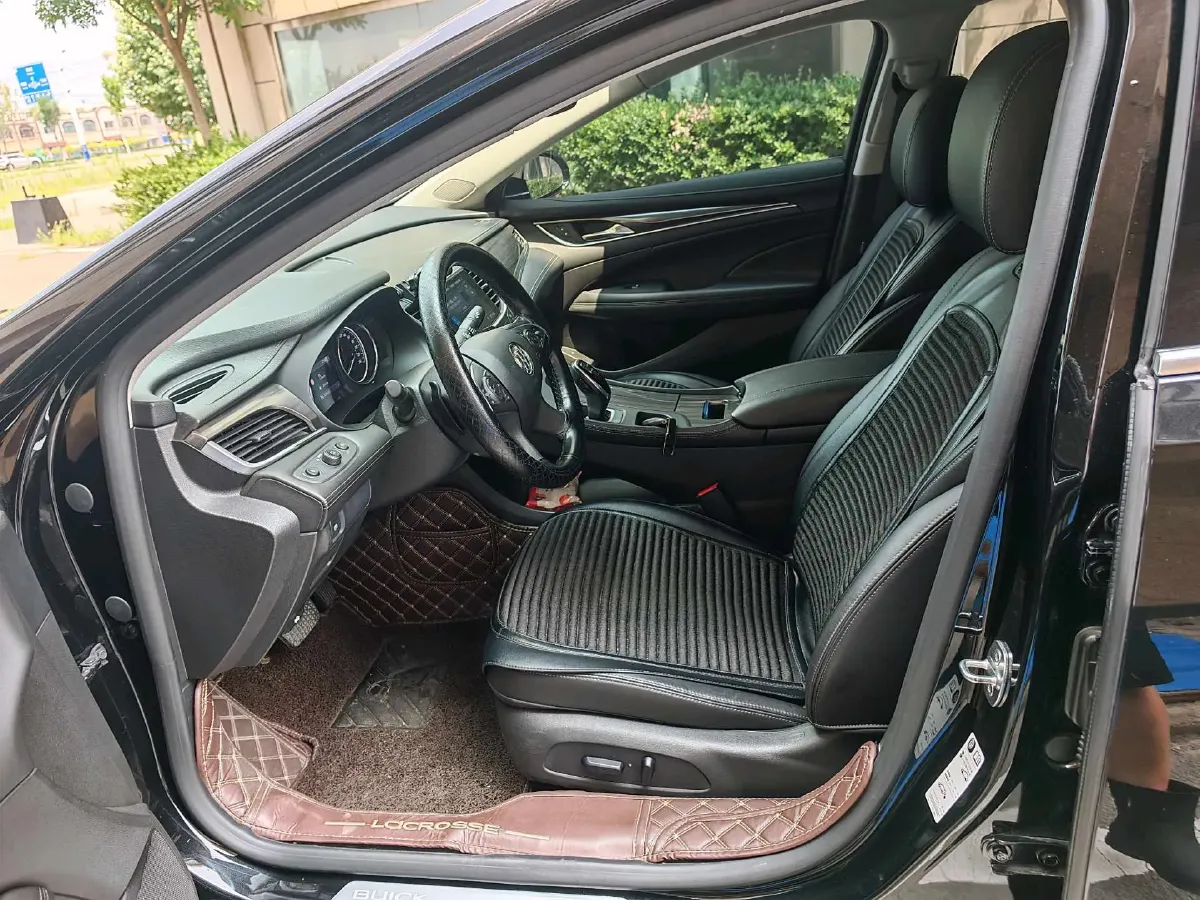 2020 Buick Larcosse 2.0T 237HP L4 9AT,autocango,china used car exporter,china ev exporter,chinese used car exporter,chinese used ev exporter