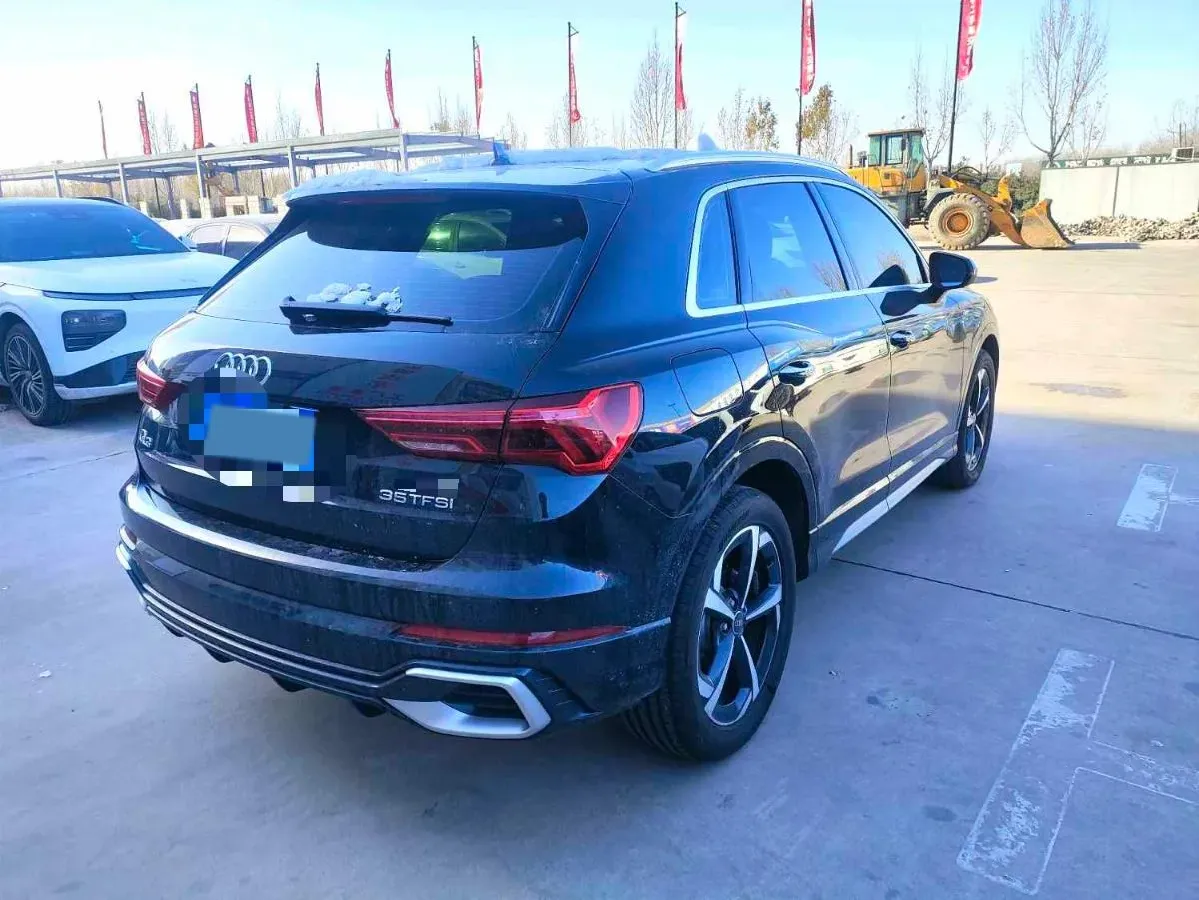2024 Audi Q3 1.5T 160HP L4 7DCT,autocango,china used car exporter,china ev exporter,chinese used car exporter,chinese used ev exporter