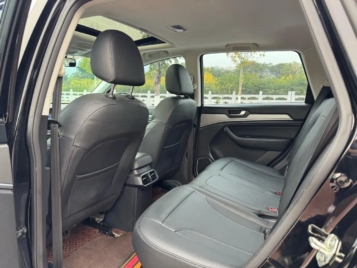 2019 Haval H6 1.5T 150HP L4 7DCT,autocango,china used car exporter,china ev exporter,chinese used car exporter,chinese used ev exporter