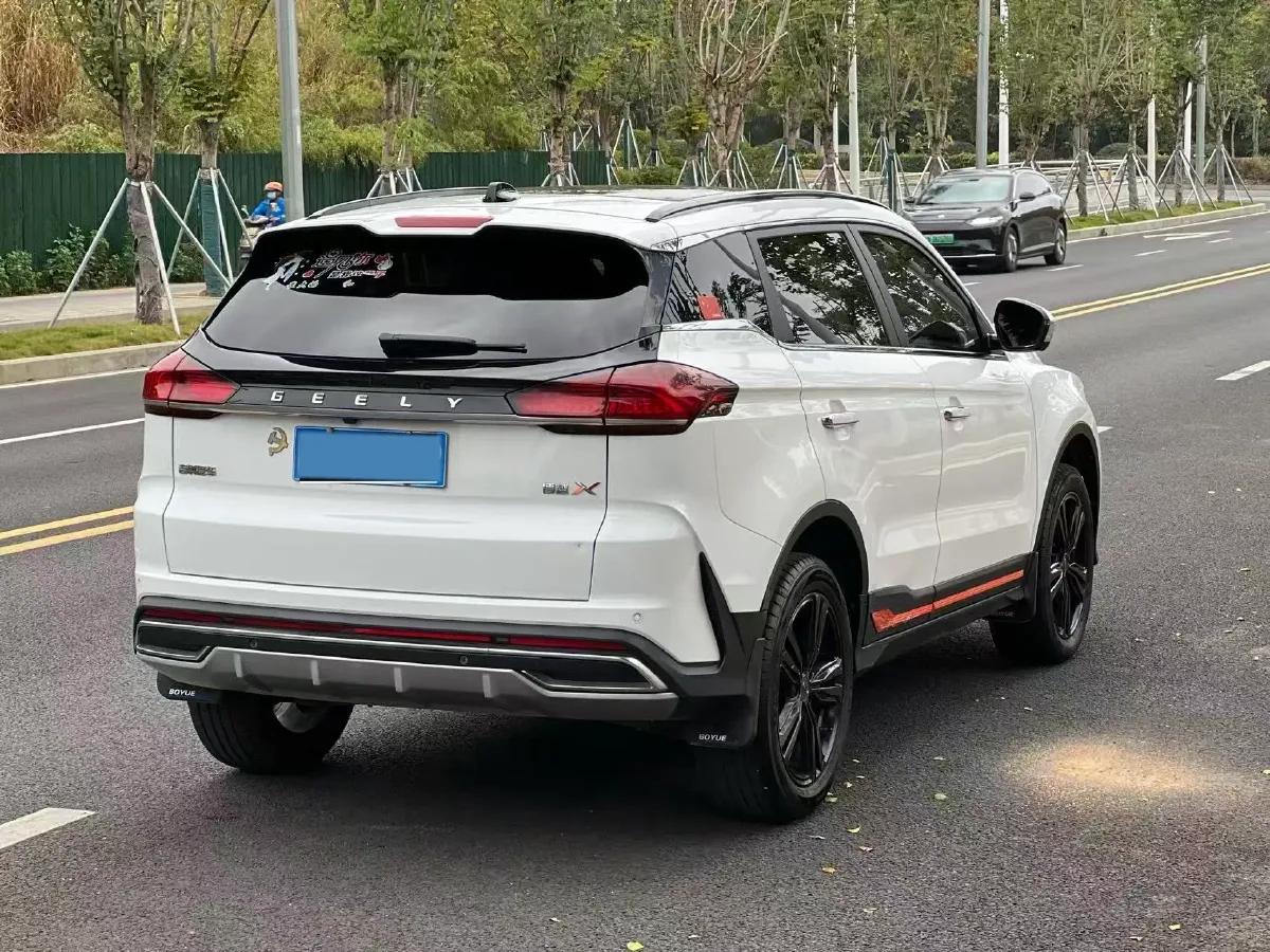 2022 Geely Azkarra 1.8T 184HP L4 7DCT,autocango,china used car exporter,china ev exporter,chinese used car exporter,chinese used ev exporter