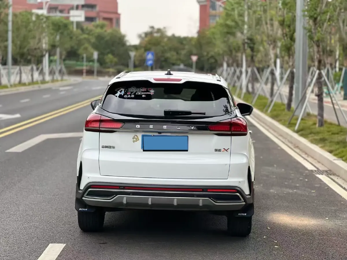 2022 Geely Azkarra 1.8T 184HP L4 7DCT,autocango,china used car exporter,china ev exporter,chinese used car exporter,chinese used ev exporter
