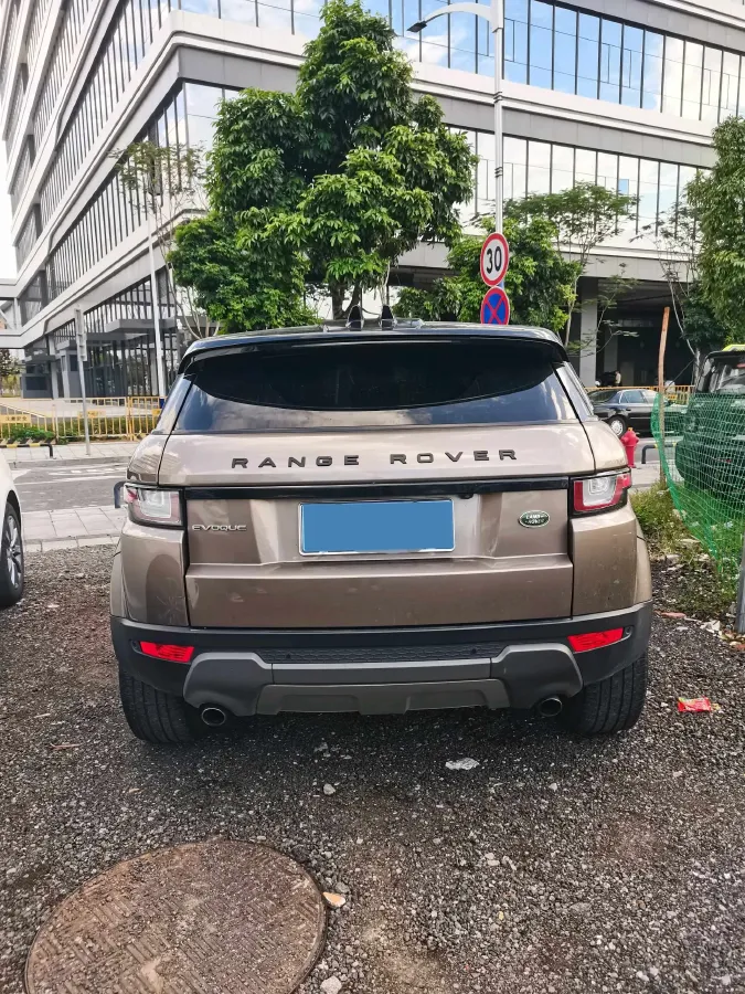 2018 Land Rover Range Rover Evoque 2.0T 241HP L4 9AT,autocango,china used car exporter,china ev exporter,chinese used car exporter,chinese used ev exporter