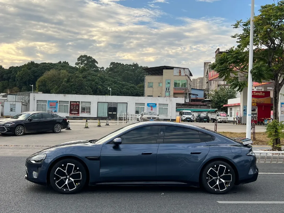 2024 MI SU7 BEV 73.6KWH,autocango,china used car exporter,china ev exporter,chinese used car exporter,chinese used ev exporter