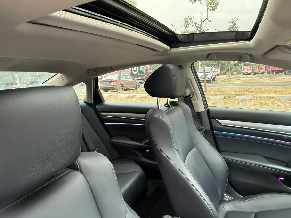 2021 Honda Accord 1.5T 194HP L4 CVT,autocango,china used car exporter,china ev exporter,chinese used car exporter,chinese used ev exporter