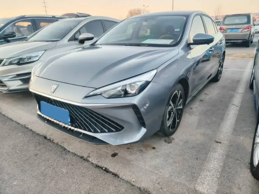 2023 Roewe i5 1.5L 129HP L4 CVT