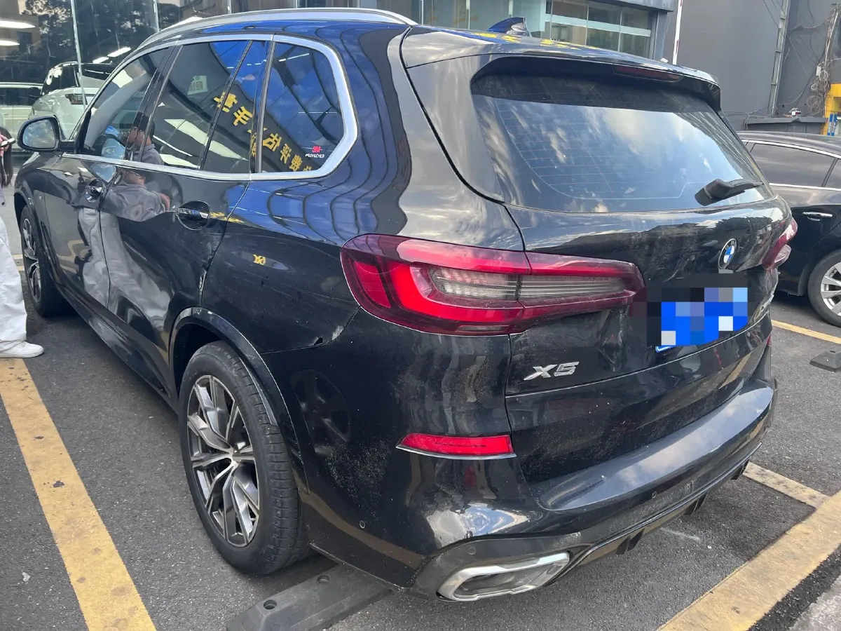 2021 BMW X5 3.0T 340HP L6 8AT,autocango,china used car exporter,china ev exporter,chinese used car exporter,chinese used ev exporter