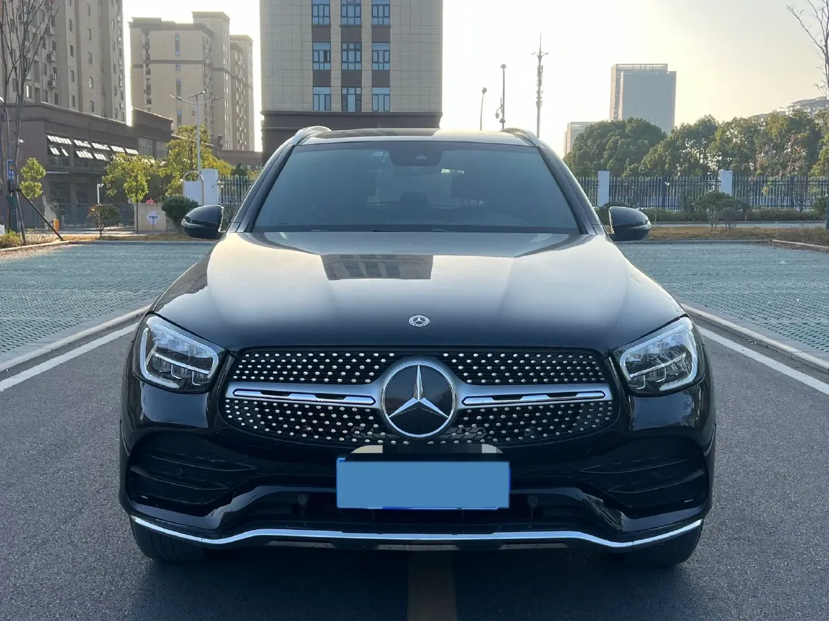 2022 Mercedes-Benz GLC Class 2.0T 258HP L4 9AT,autocango,china used car exporter,china ev exporter,chinese used car exporter,chinese used ev exporter