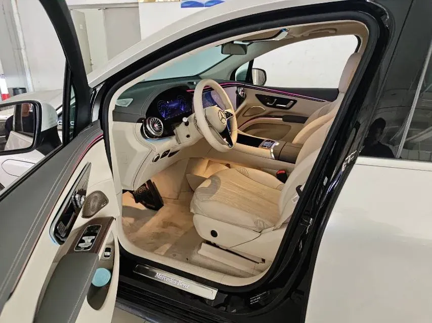2023 Mercedes-Benz EQS SUV BEV 111.8KWH,autocango,china used car exporter,china ev exporter,chinese used car exporter,chinese used ev exporter