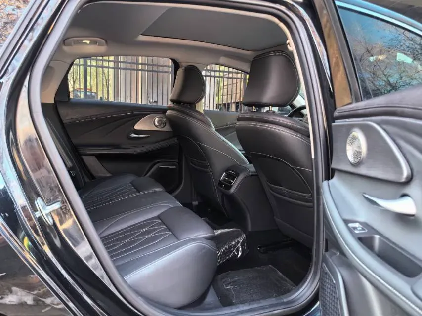 2022 Chery Arrizo 8 1.6T 197HP L4 7DCT,autocango,china used car exporter,china ev exporter,chinese used car exporter,chinese used ev exporter