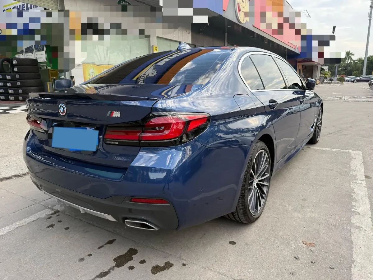 2021 BMW 5 Series 2.0T 252HP L4 8AT,autocango,china used car exporter,china ev exporter,chinese used car exporter,chinese used ev exporter