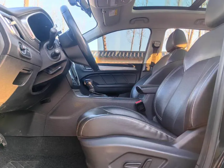 2018 Roewe RX5 1.5T 169HP L4 7DCT,autocango,china used car exporter,china ev exporter,chinese used car exporter,chinese used ev exporter