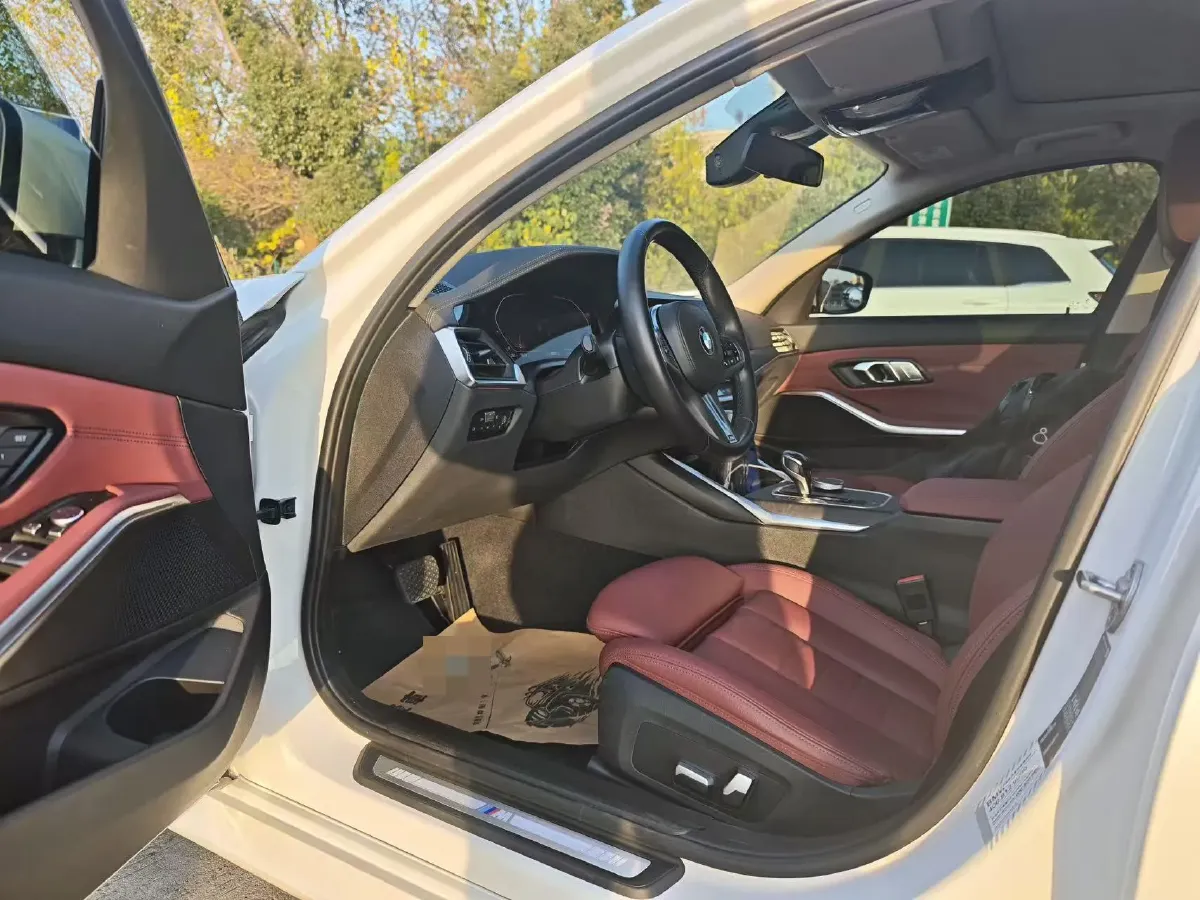 2021 BMW 3 Series 2.0T 184HP L4 8AT,autocango,china used car exporter,china ev exporter,chinese used car exporter,chinese used ev exporter