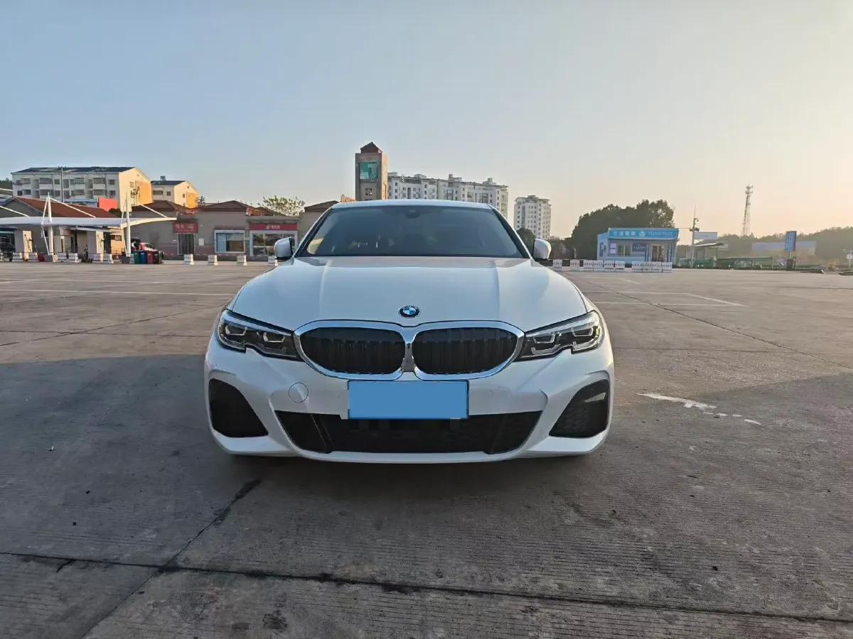 2021 BMW 3 Series 2.0T 184HP L4 8AT,autocango,china used car exporter,china ev exporter,chinese used car exporter,chinese used ev exporter
