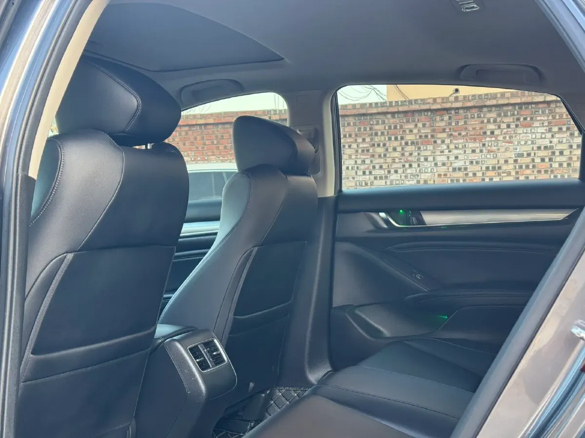 2018 Honda Accord 1.5T 194HP L4 CVT,autocango,china used car exporter,china ev exporter,chinese used car exporter,chinese used ev exporter