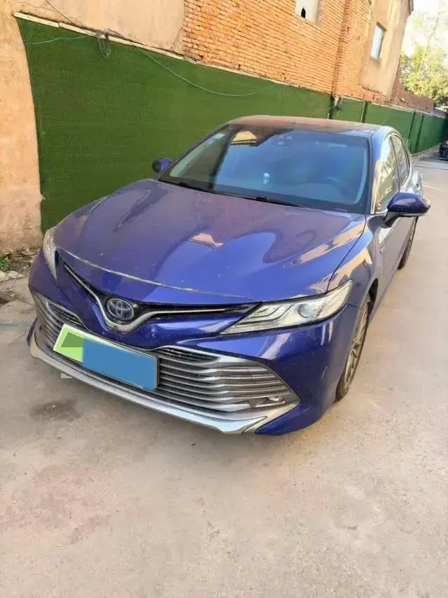2018 Toyota Camry 2.5L 178HP L4 E-CVT Hybrid