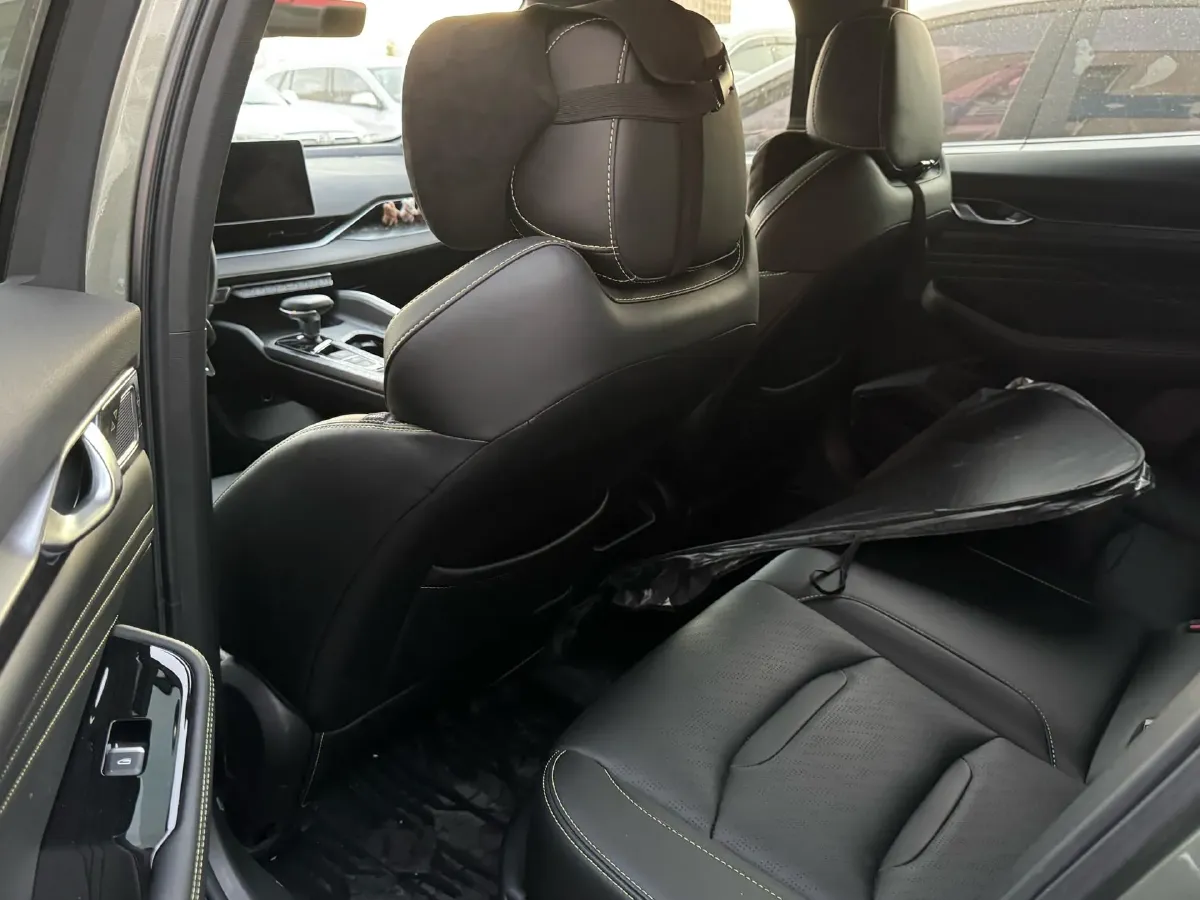 2023 Geely Preface 1.5T 181HP L4 7DCT,autocango,china used car exporter,china ev exporter,chinese used car exporter,chinese used ev exporter