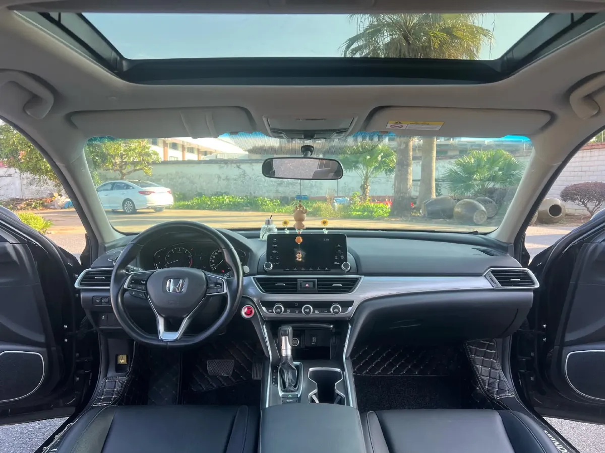 2018 Honda Accord 1.5T 194HP L4 CVT,autocango,china used car exporter,china ev exporter,chinese used car exporter,chinese used ev exporter