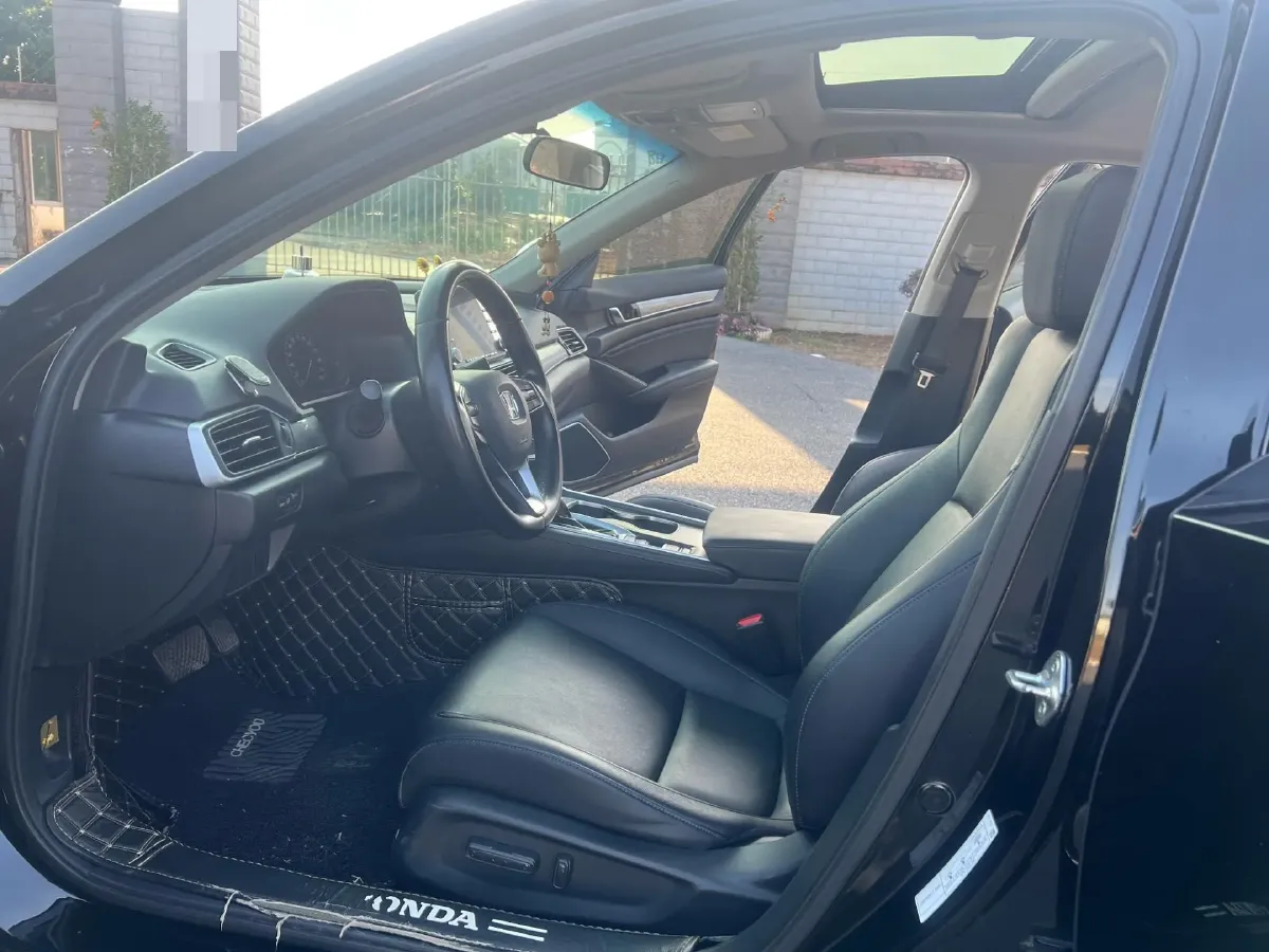 2018 Honda Accord 1.5T 194HP L4 CVT,autocango,china used car exporter,china ev exporter,chinese used car exporter,chinese used ev exporter