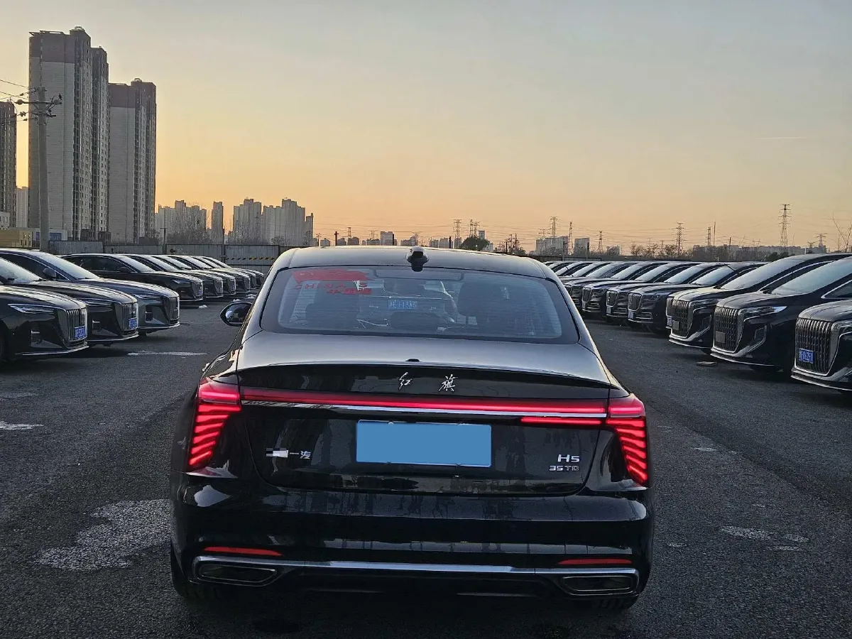 2024 HongQi H5 1.5T 169HP L4 7DCT,autocango,china used car exporter,china ev exporter,chinese used car exporter,chinese used ev exporter