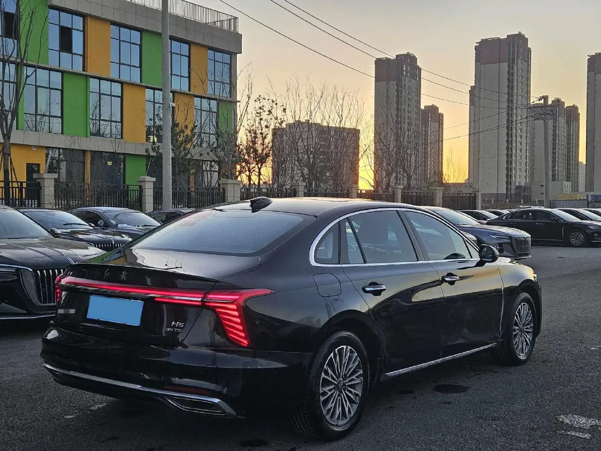 2024 HongQi H5 1.5T 169HP L4 7DCT,autocango,china used car exporter,china ev exporter,chinese used car exporter,chinese used ev exporter