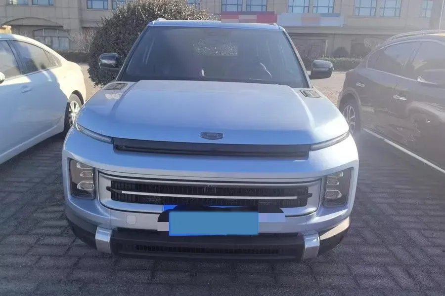 2023 Geely ICON 1.5T 181HP L4 7DCT,autocango,china used car exporter,china ev exporter,chinese used car exporter,chinese used ev exporter