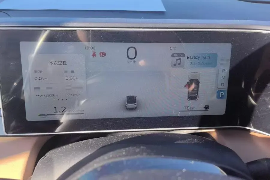 2023 Geely ICON 1.5T 181HP L4 7DCT,autocango,china used car exporter,china ev exporter,chinese used car exporter,chinese used ev exporter