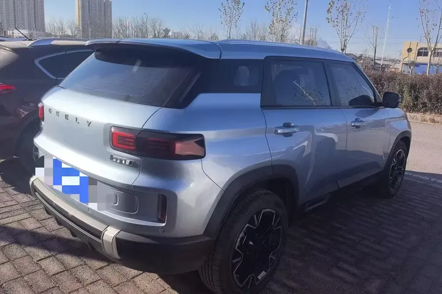 2023 Geely ICON 1.5T 181HP L4 7DCT,autocango,china used car exporter,china ev exporter,chinese used car exporter,chinese used ev exporter