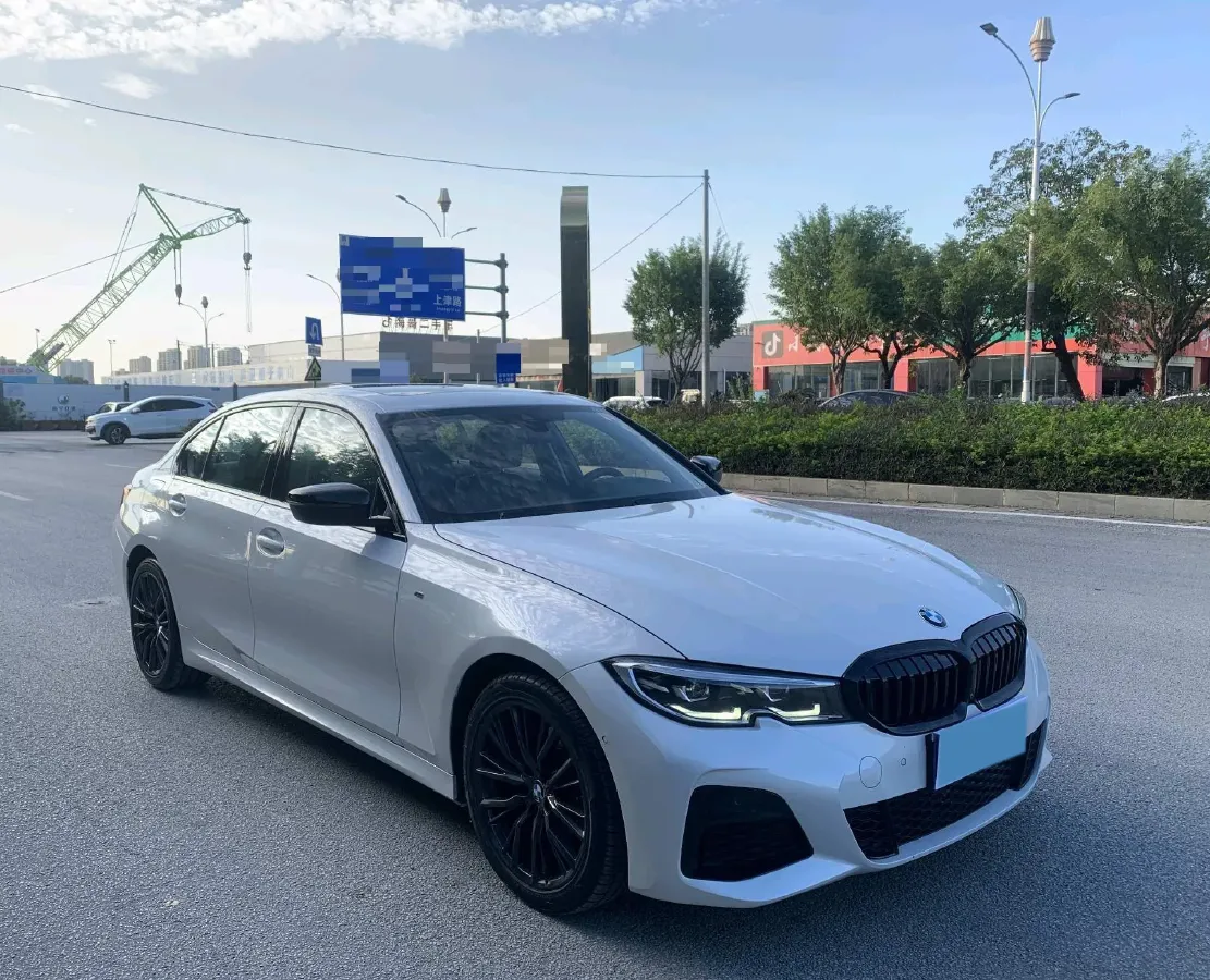 2021 BMW 3 Series 2.0T 184HP L4 8AT,autocango,china used car exporter,china ev exporter,chinese used car exporter,chinese used ev exporter
