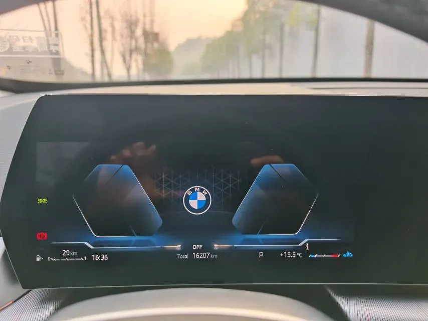 2024 BMW X1 2.0T 204HP L4 7DCT,autocango,china used car exporter,china ev exporter,chinese used car exporter,chinese used ev exporter