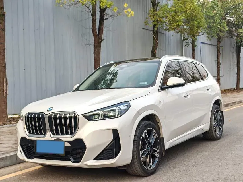 2024 BMW X1 2.0T 204HP L4 7DCT,autocango,china used car exporter,china ev exporter,chinese used car exporter,chinese used ev exporter