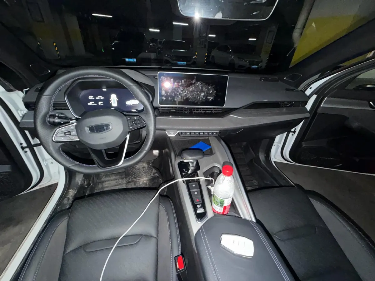 2024 Geely Preface 2.0T 190HP L4 7DCT,autocango,china used car exporter,china ev exporter,chinese used car exporter,chinese used ev exporter