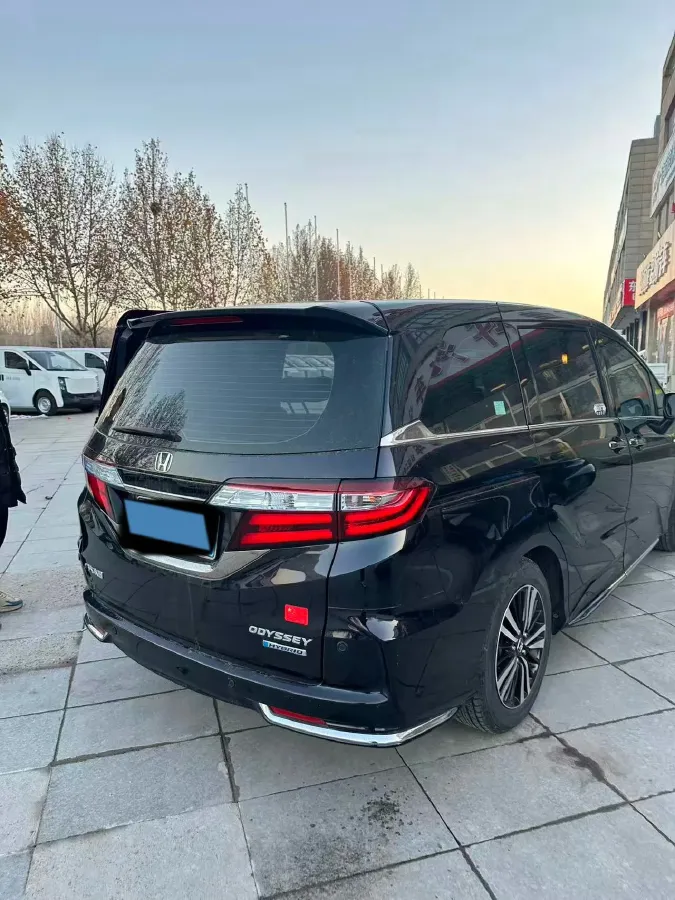 2021 Honda Odyssey 2.0L 146HP L4 E-CVT Hybrid,autocango,china used car exporter,china ev exporter,chinese used car exporter,chinese used ev exporter