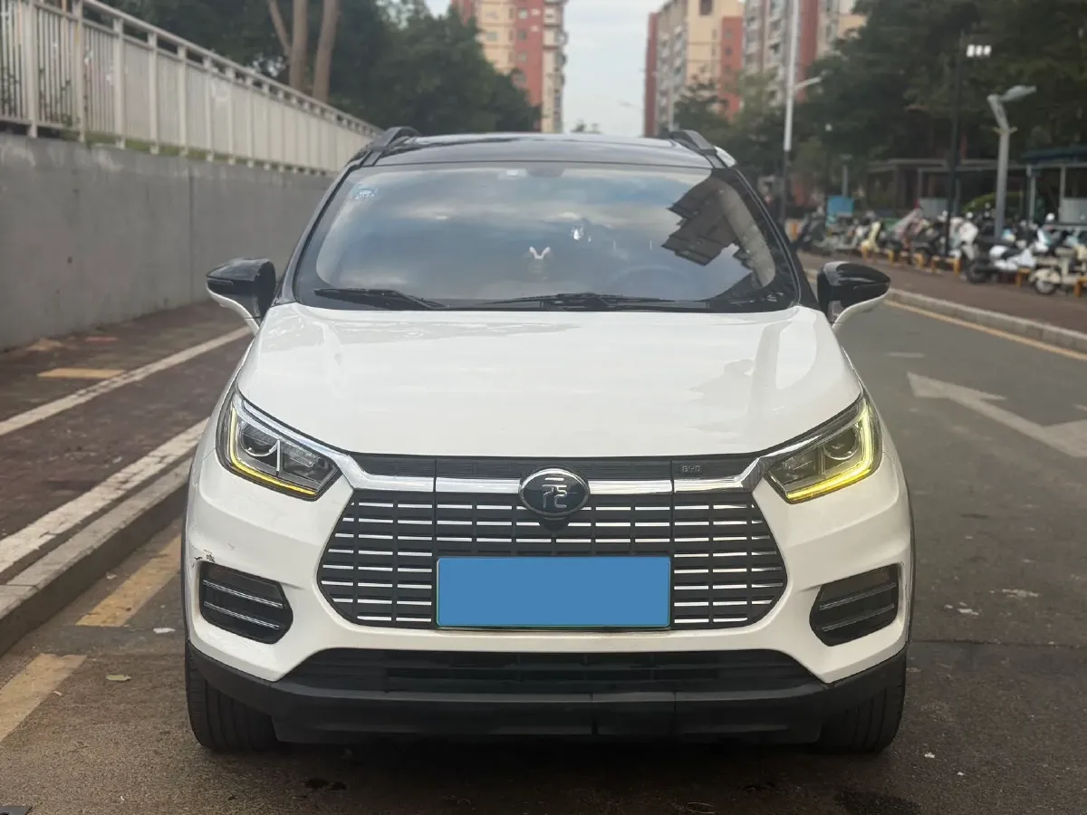 2018 BYD Yuan BEV 43.2KWH,autocango,china used car exporter,china ev exporter,chinese used car exporter,chinese used ev exporter