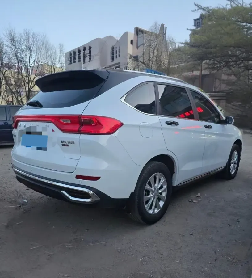 2021 Haval M6 1.5T 150HP L4 7DCT,autocango,china used car exporter,china ev exporter,chinese used car exporter,chinese used ev exporter