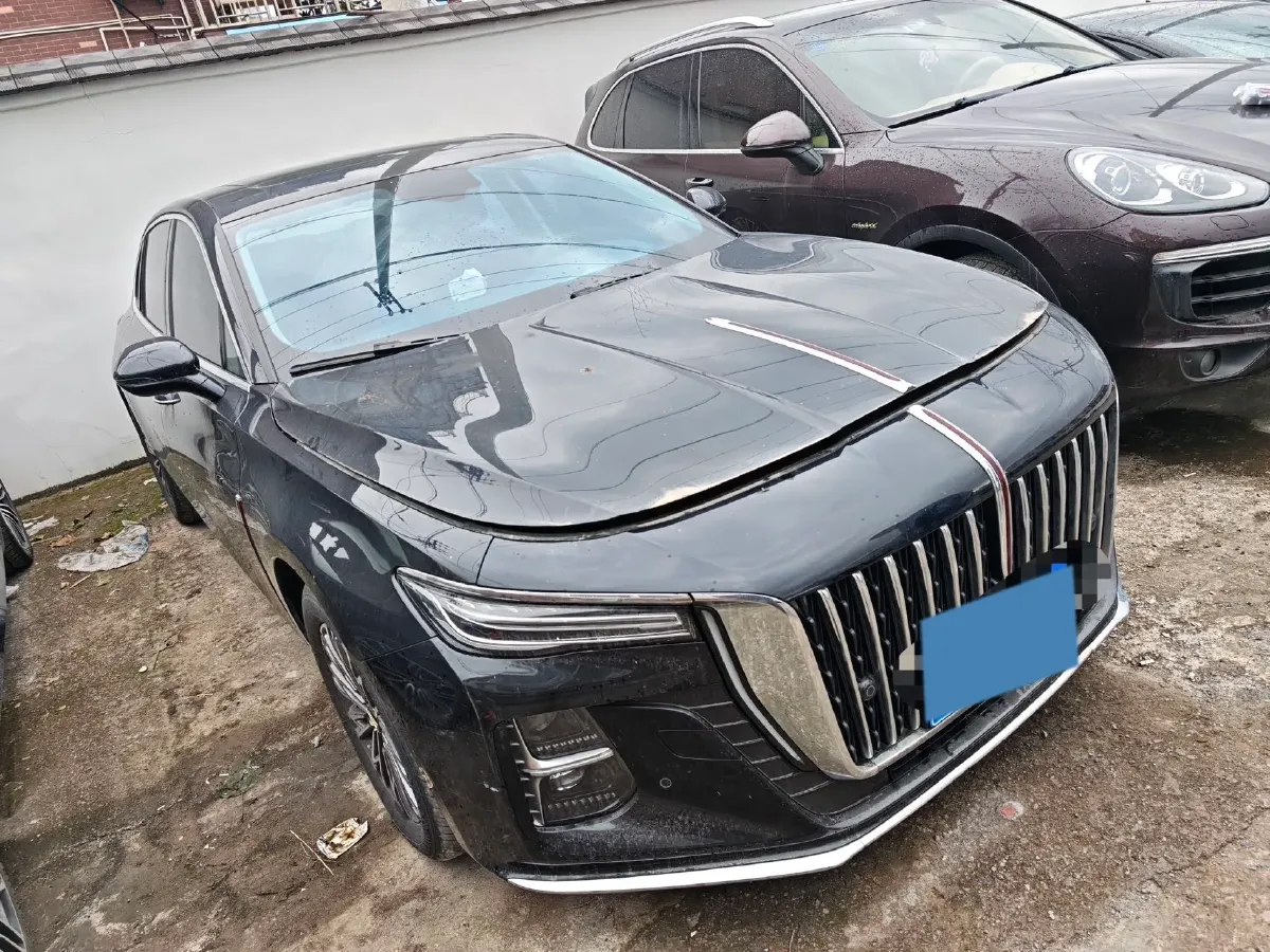 2024 HongQi H5 2.0T 224HP L4 8AT,autocango,china used car exporter,china ev exporter,chinese used car exporter,chinese used ev exporter