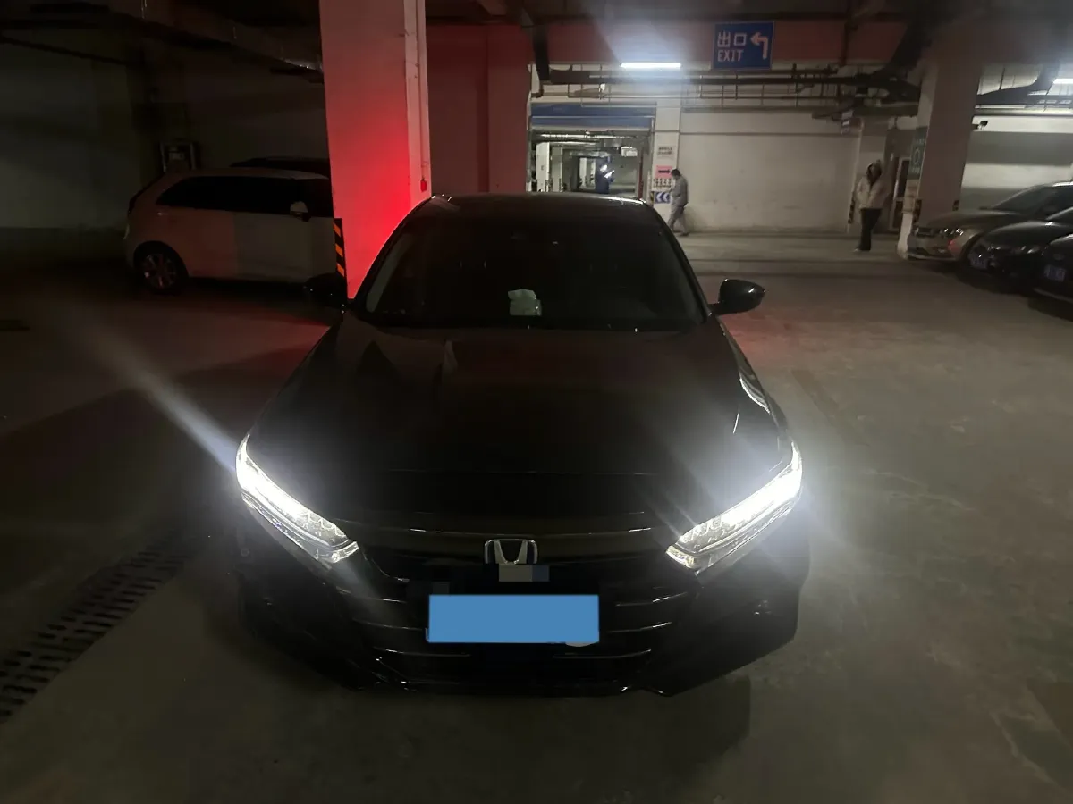 2022 Honda Accord 2.0L 146HP L4 E-CVT Hybrid,autocango,china used car exporter,china ev exporter,chinese used car exporter,chinese used ev exporter