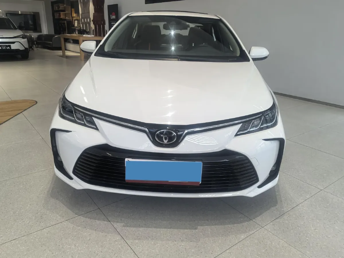 2021 Toyota Corolla 1.2T 116HP L4 CVT,autocango,china used car exporter,china ev exporter,chinese used car exporter,chinese used ev exporter
