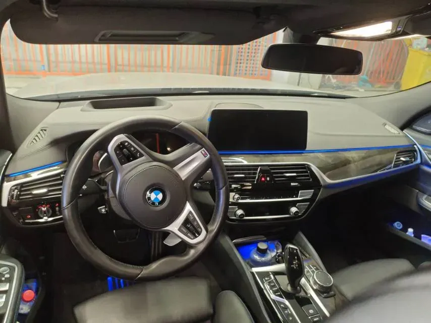 2021 BMW 6 Series GT 2.0T 258HP L4 8AT,autocango,china used car exporter,china ev exporter,chinese used car exporter,chinese used ev exporter