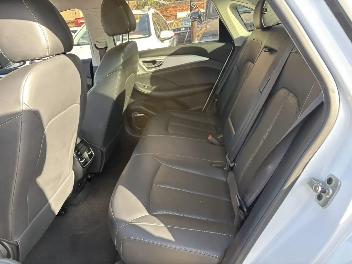 2024 Toyota Frontlander 2.0L 152HP L4 E-CVT Hybrid,autocango,china used car exporter,china ev exporter,chinese used car exporter,chinese used ev exporter