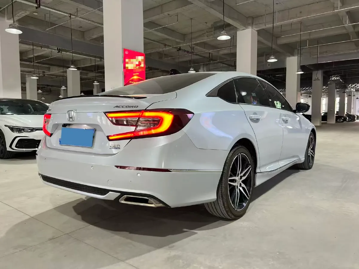 2022 Honda Accord 1.5T 194HP L4 CVT,autocango,china used car exporter,china ev exporter,chinese used car exporter,chinese used ev exporter