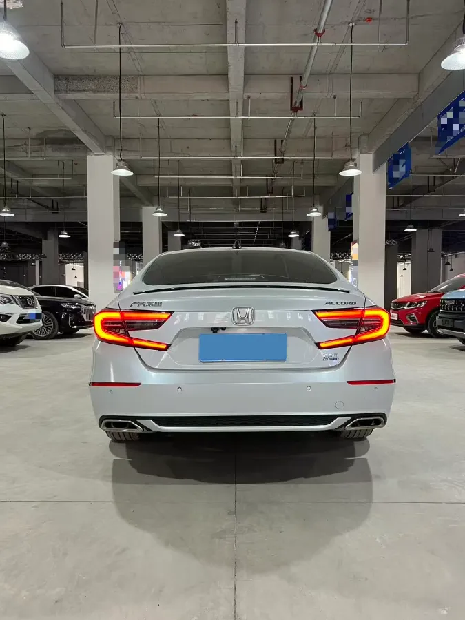 2022 Honda Accord 1.5T 194HP L4 CVT,autocango,china used car exporter,china ev exporter,chinese used car exporter,chinese used ev exporter
