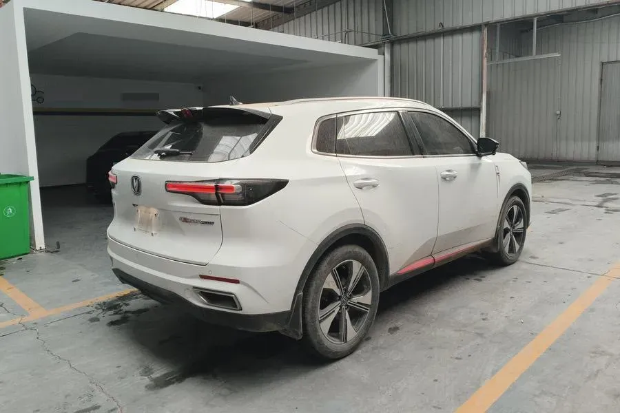 2022 ChangAn Oshan X7 Plus 1.5T 188HP L4 7DCT,autocango,china used car exporter,china ev exporter,chinese used car exporter,chinese used ev exporter