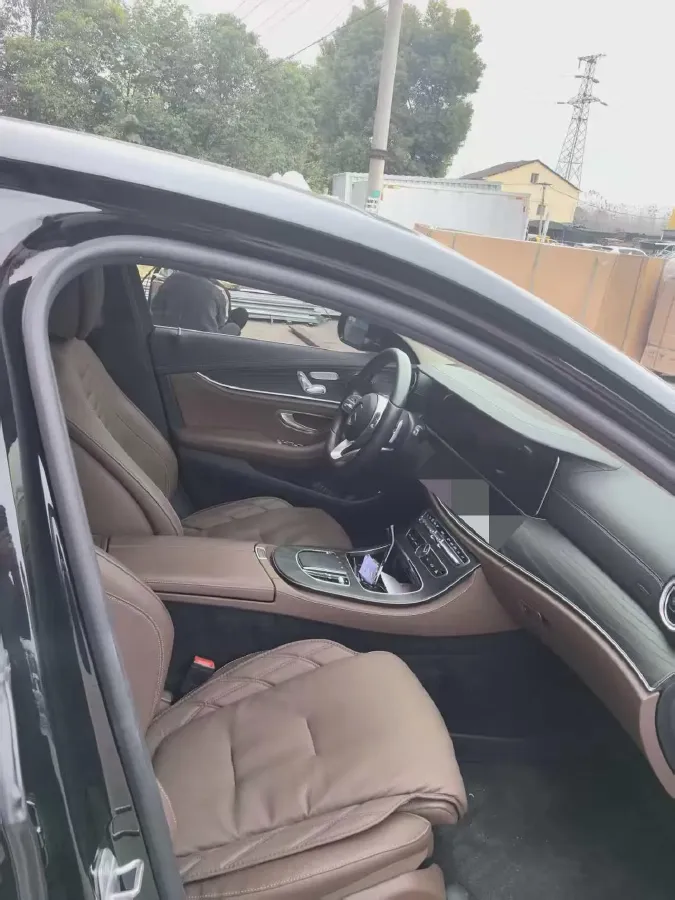 2020 Mercedes-Benz E Class 1.5T 184HP L4 9AT,autocango,china used car exporter,china ev exporter,chinese used car exporter,chinese used ev exporter